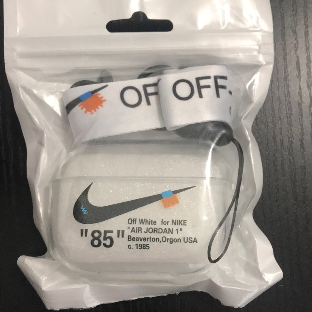 Air pods case